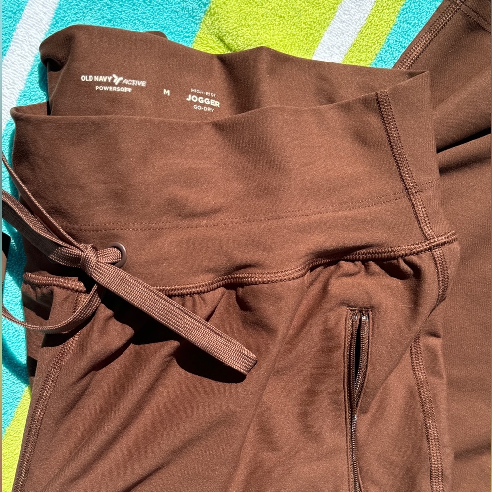 Old Navy Women’s Joggers ‼️SOLD‼️